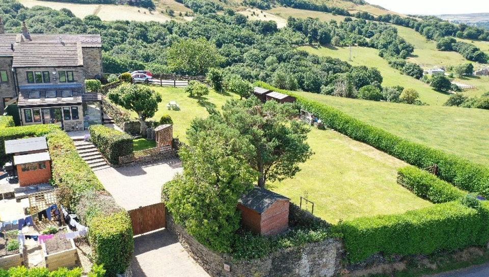 Lane End Cottage Holmfirth - Panoramic Views, Modernised With Offroad Parking Esterno foto