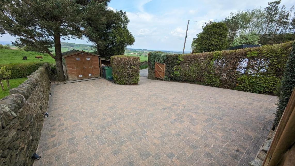 Lane End Cottage Holmfirth - Panoramic Views, Modernised With Offroad Parking Esterno foto